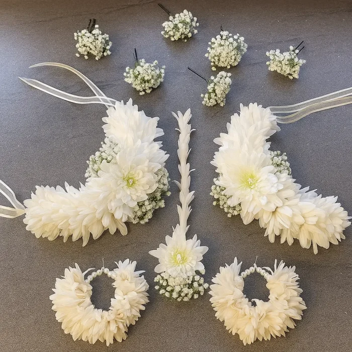 White Flower Jewellery Set
