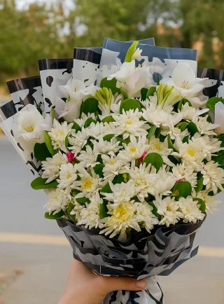 Elegant white fresh flower bouquet with chrysanthemums and lilies – Lahore Blooms