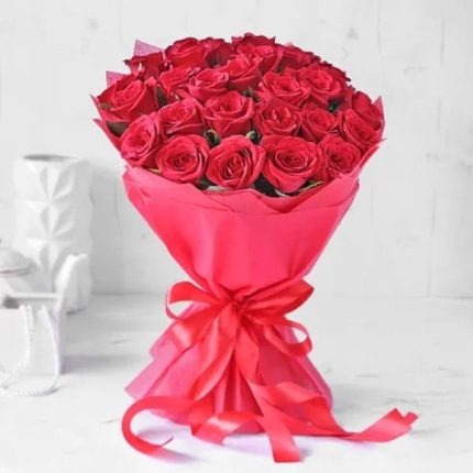 Elegant Red roses bouqet