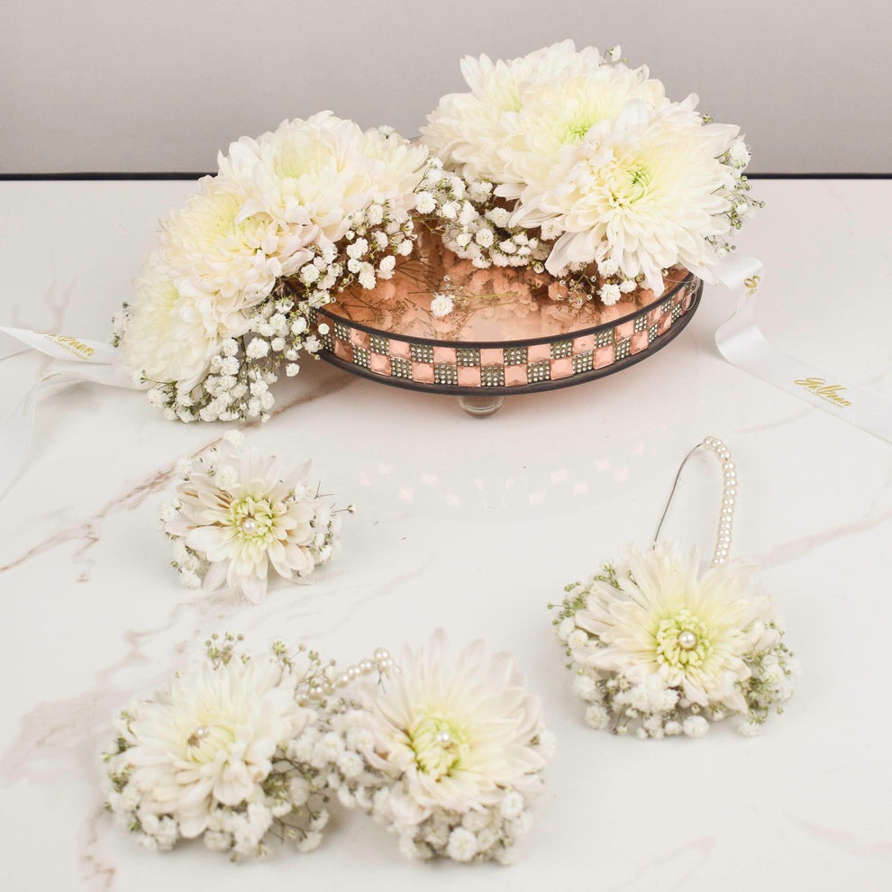 white floral jwelly set