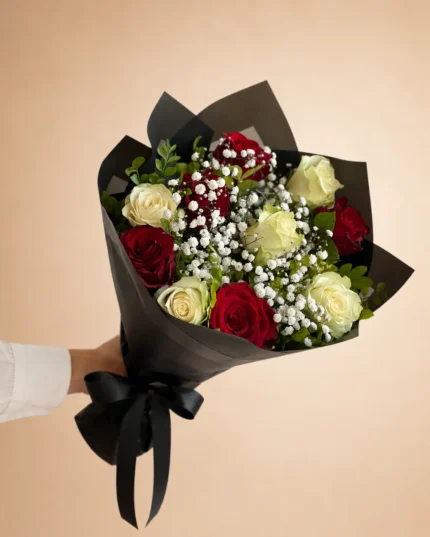 Noir Amour Rose Bouquet in Lahore - Lahore Blooms